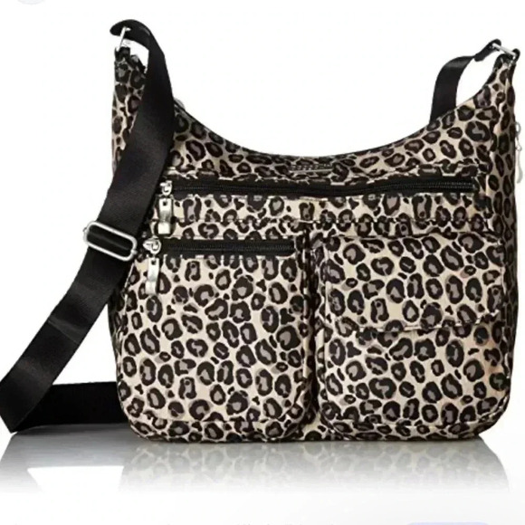 Baggallini Modern Everywhere Bag Leopard Design With RFID - Picture 1 of 13